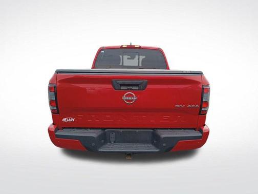 Red Alert 2022 Nissan Frontier SV