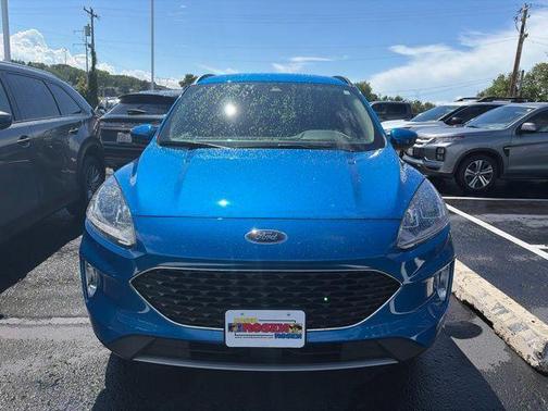 Velocity Blue Metallic 2020 Ford Escape SEL