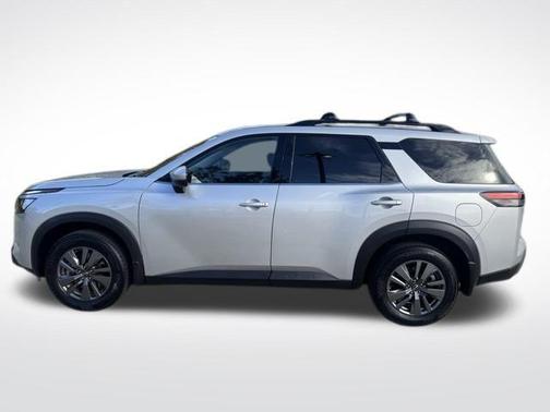 2024 Nissan Pathfinder SV 4WD