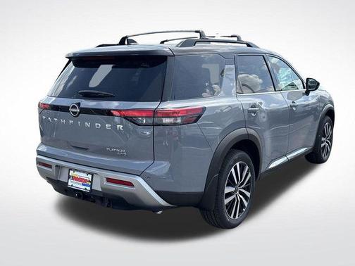 2025 Nissan Pathfinder Platinum 4WD