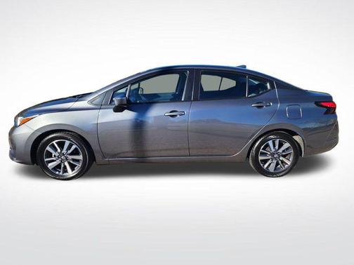 2023 Nissan Versa 1.6 SV