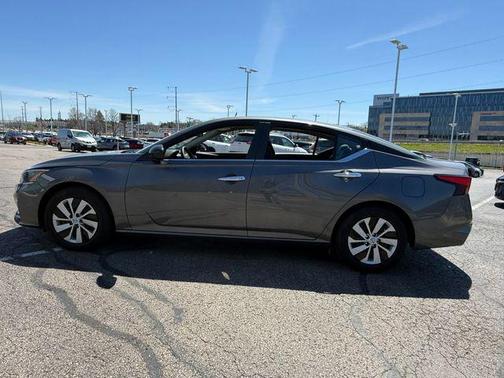 Gun Metallic 2025 Nissan Altima S FWD