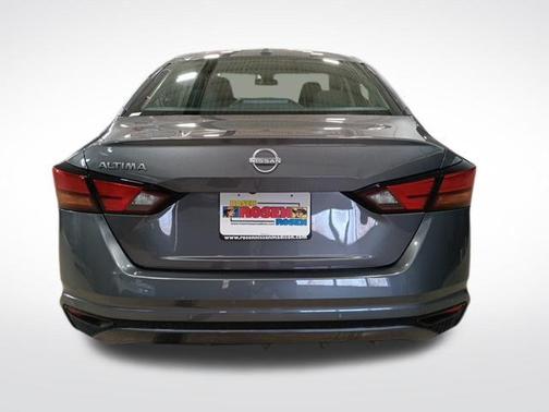 2025 Nissan Altima S FWD