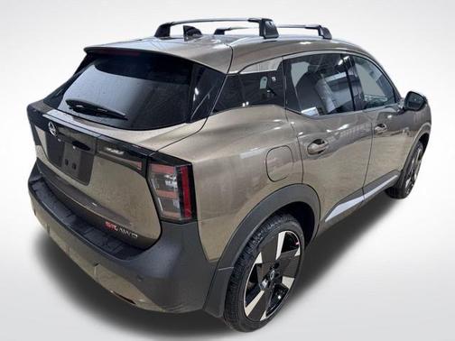 Canyon Bronze Metallic 2026 Nissan Kicks SR