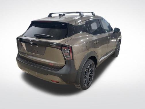 Canyon Bronze Metallic 2026 Nissan Kicks SR