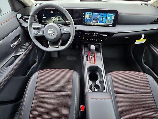 Canyon Bronze Metallic 2026 Nissan Kicks SR