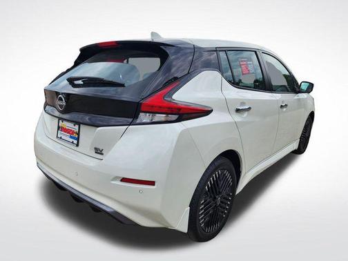 2023 Nissan Leaf SV PLUS 60 kWh