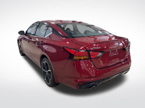 2024 Nissan Altima SR Intelligent AWD