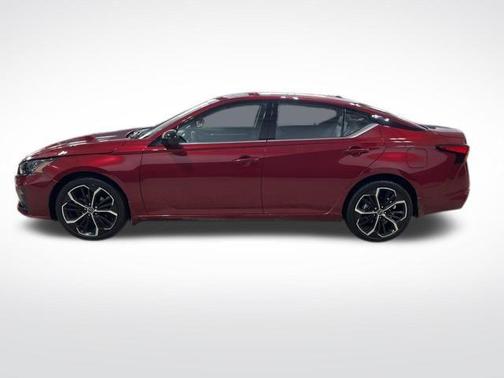 2024 Nissan Altima SR Intelligent AWD