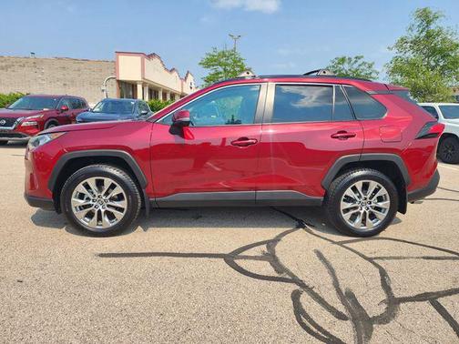 2019 Toyota RAV4 XLE Premium