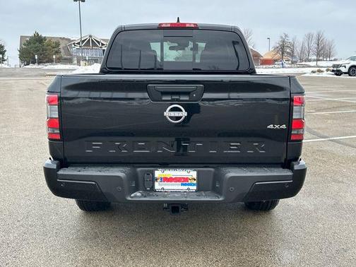 Super Black 2026 Nissan Frontier SV
