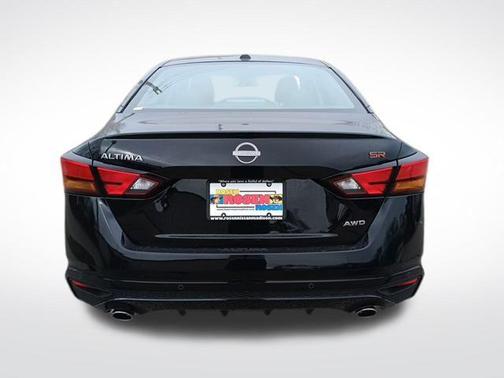 2025 Nissan Altima SR AWD