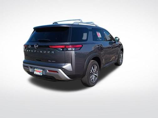 2023 Nissan Pathfinder SL 4WD