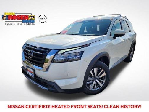2023 Nissan Pathfinder SL 4WD