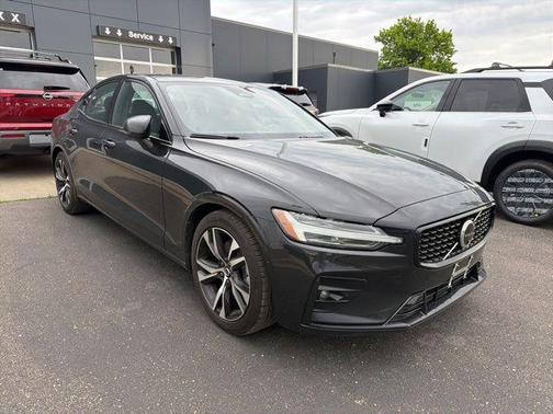 Gray 2025 Volvo S60 B5 Plus