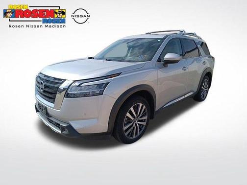 Brilliant Silver Metallic 2022 Nissan Pathfinder Platinum 4WD