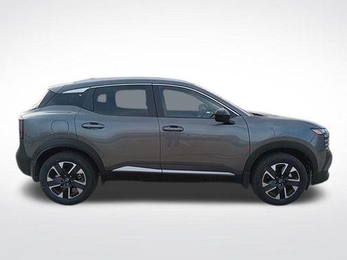 Gun Metallic 2026 Nissan Kicks SV