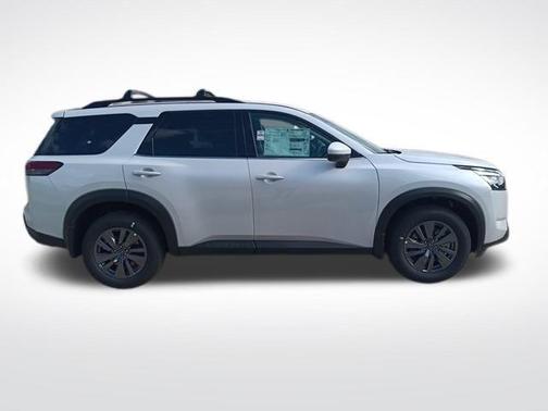 2025 Nissan Pathfinder SV 4WD