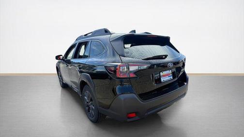 Crystal Black Silica 2025 Subaru Outback Onyx Edition