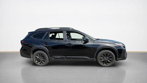 Crystal Black Silica 2025 Subaru Outback Onyx Edition