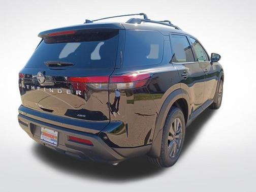 2025 Nissan Pathfinder SV 4WD