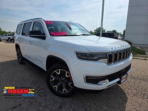 Bright White Clearcoat 2023 Jeep Wagoneer Series III 4x4