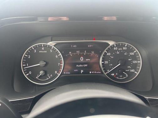 2025 Nissan Pathfinder SL 4WD