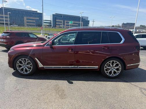 Black 2025 BMW X7 xDrive40i