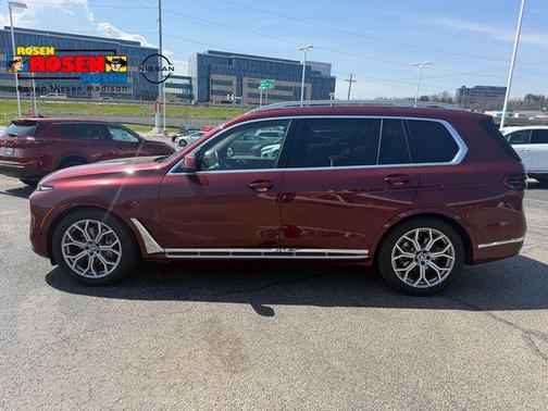 Black 2025 BMW X7 xDrive40i