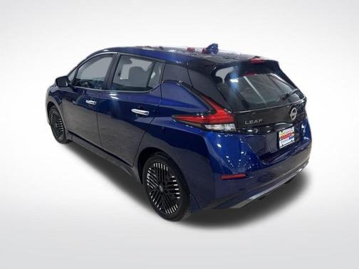 2024 Nissan Leaf SV PLUS