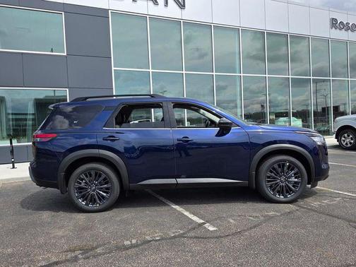 Deep Ocean Blue Pearl 2026 Nissan Pathfinder SL