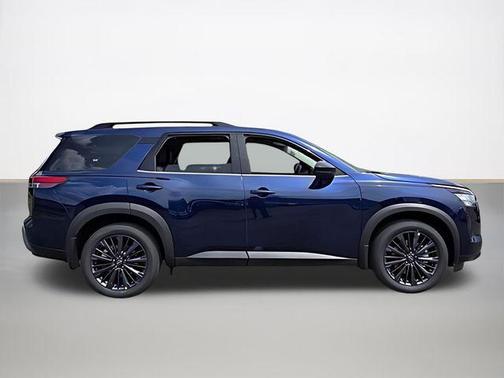Deep Ocean Blue Pearl 2026 Nissan Pathfinder SL