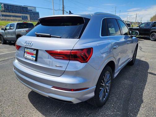 2022 Audi Q3 40 Premium Plus