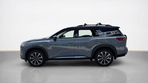 Boulder Gray/Super Black 2026 Nissan Pathfinder Platinum