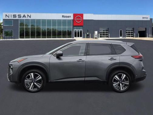 Gun Metallic 2025 Nissan Rogue SL