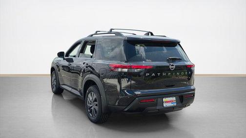 Super Black 2026 Nissan Pathfinder SV