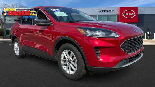 Rapid Red Metallic Tinted Clearcoat 2022 Ford Escape SE