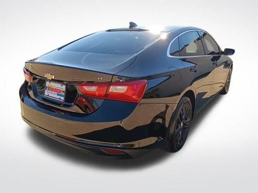 2017 Chevrolet Malibu 1LT