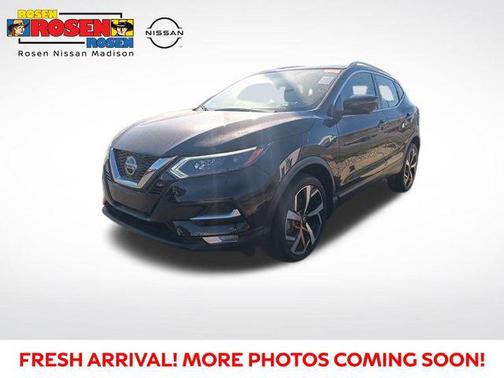 2022 Nissan Rogue Sport SL