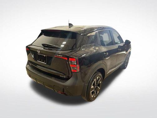 Super Black 2025 Nissan Kicks SV