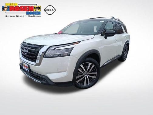 2024 Nissan Pathfinder Platinum 4WD