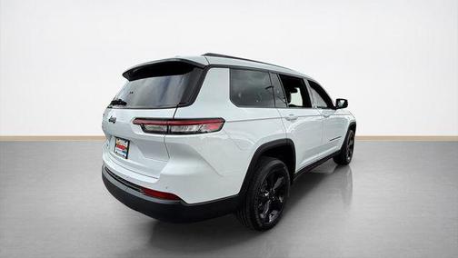 Bright White Clearcoat 2025 Jeep Grand Cherokee L Altitude