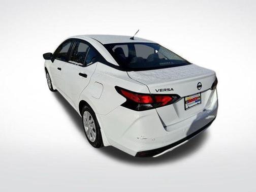 2021 Nissan Versa 1.6 S