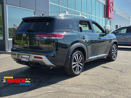 Obsidian Green Pearl 2024 Nissan Pathfinder Platinum 4WD