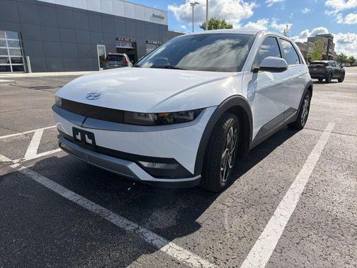 Atlas White 2024 Hyundai IONIQ 5 SE
