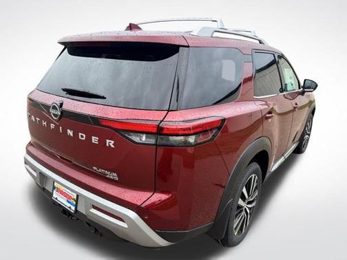 2025 Nissan Pathfinder Platinum 4WD