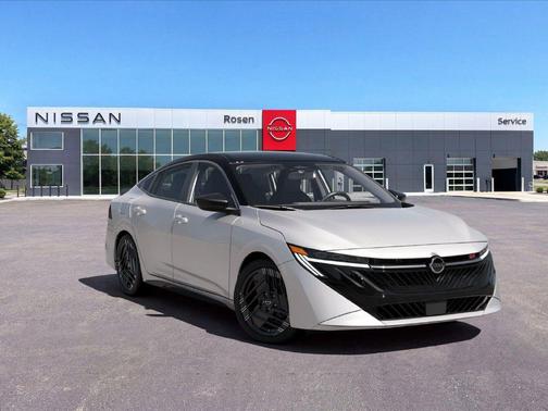 Aspen White Tricoat/Super Black 2027 Nissan Sentra SR