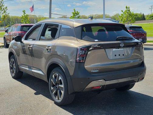 Canyon Bronze Metallic 2026 Nissan Kicks SV