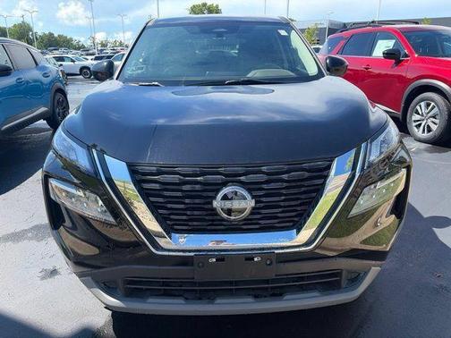 Super Black 2023 Nissan Rogue SV