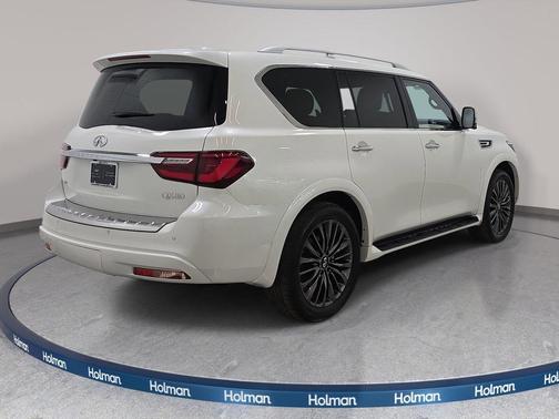 Aspen White 2024 INFINITI QX80 SENSORY